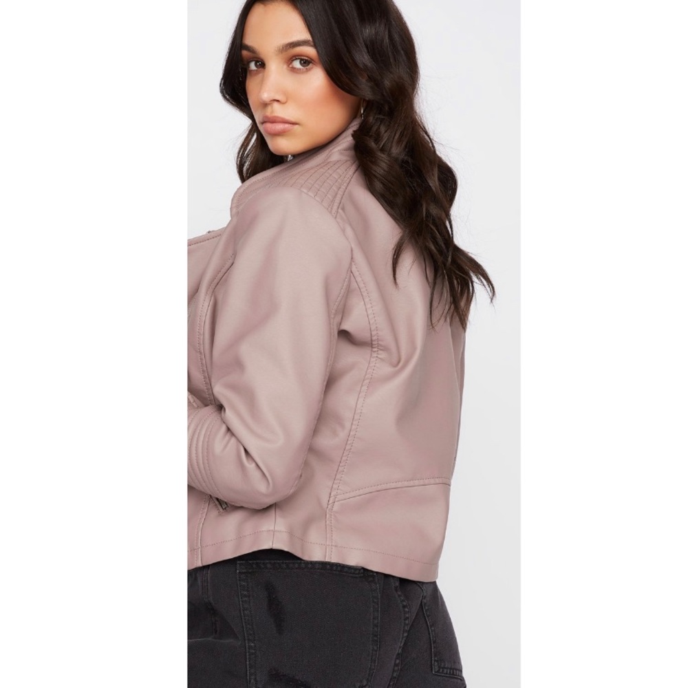 ✨Dusty Rose Faux Leather Jacket, Medium✨ - Picture 2 of 4